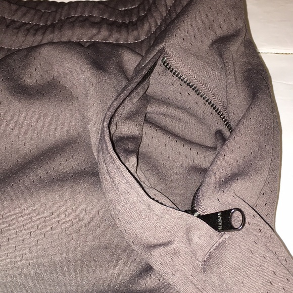 Maison Article Premium Essential shorts - Picture 3 of 6